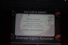 Evrensel Kolej